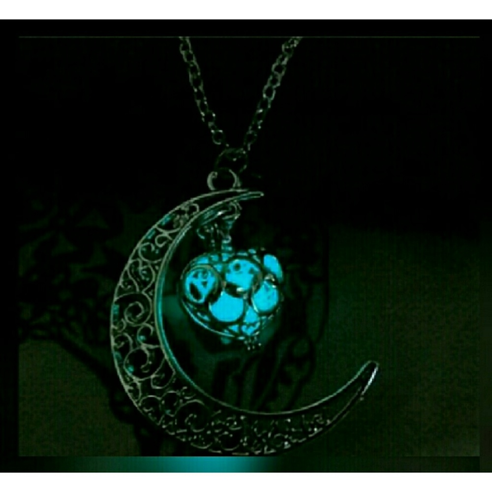 Glow In  The Dark Necklace