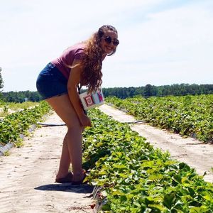 Meet your Posher, Leah