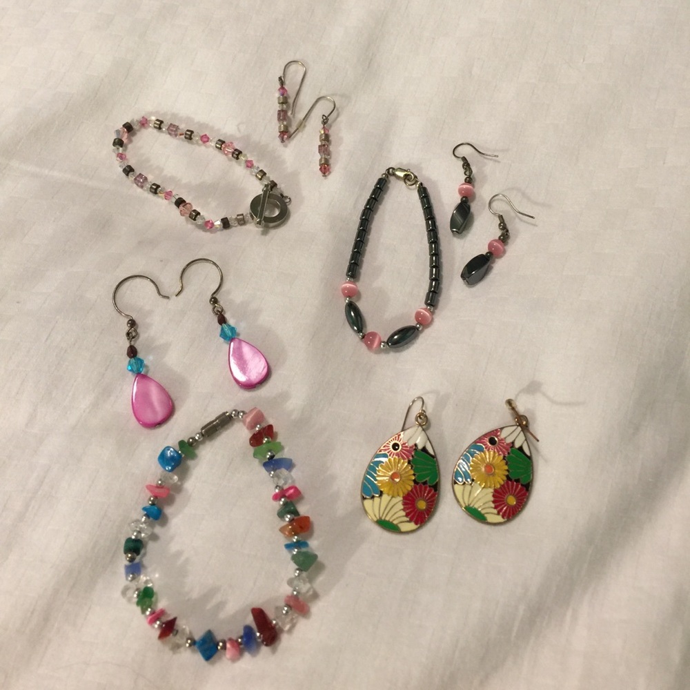Multicolor bracelet and earring sets