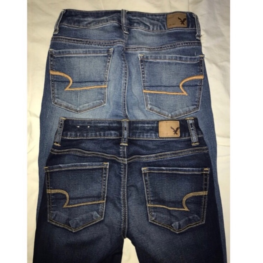 4 pairs of American Eagle jeans for $25