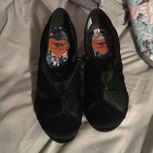 Business attire high heels! 7 1/2 Rocketdog!