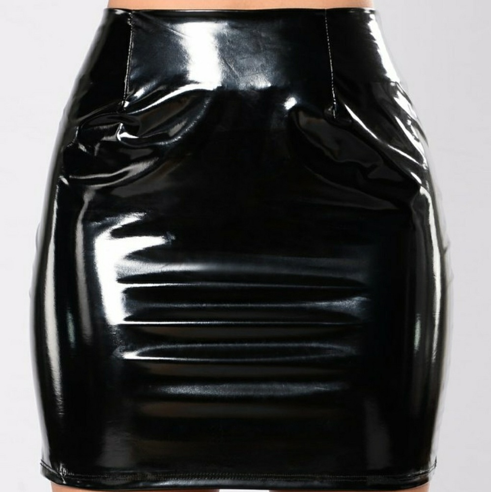 PU wet look black mini skirt