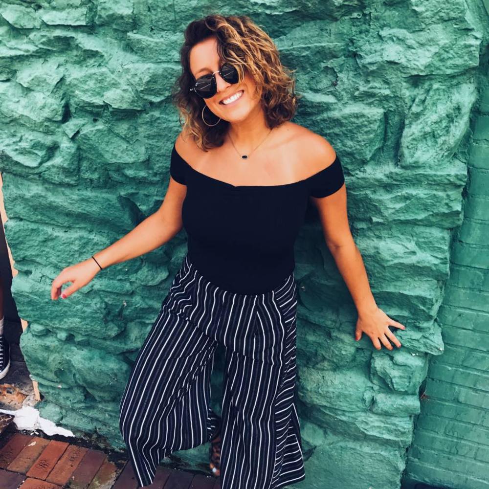 Meet your Posher, Katelyn