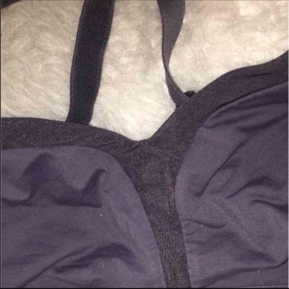 Lululemon ta ta tamer bra - Picture 2 of 4