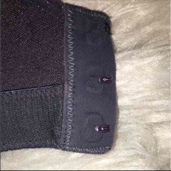 Lululemon ta ta tamer bra - Picture 3 of 4