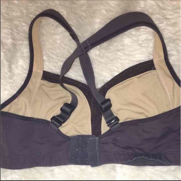 Lululemon ta ta tamer bra - Picture 4 of 4