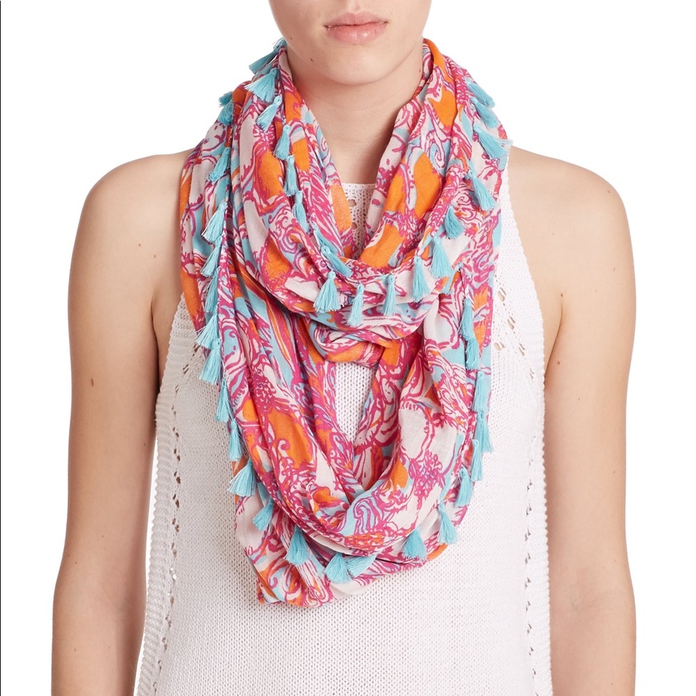 NWOT Lilly Pulitzer Riley Infinity Scarf