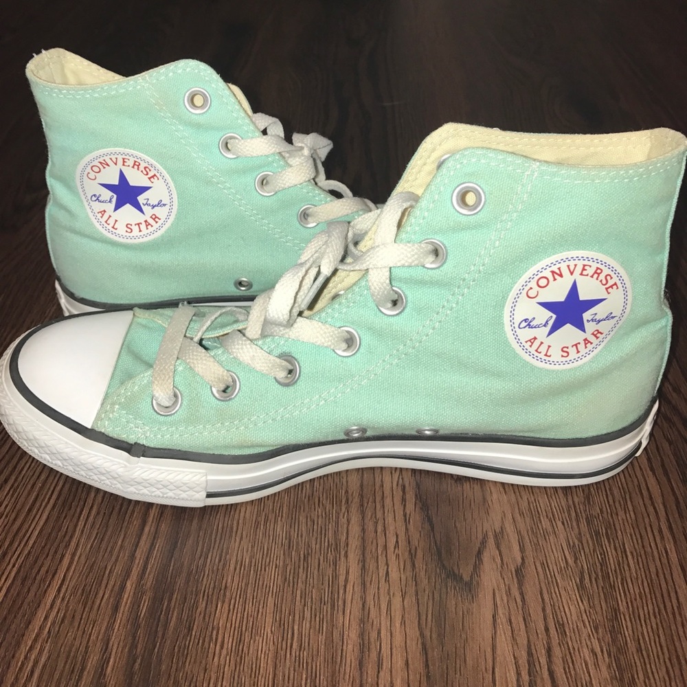 Mint Converse