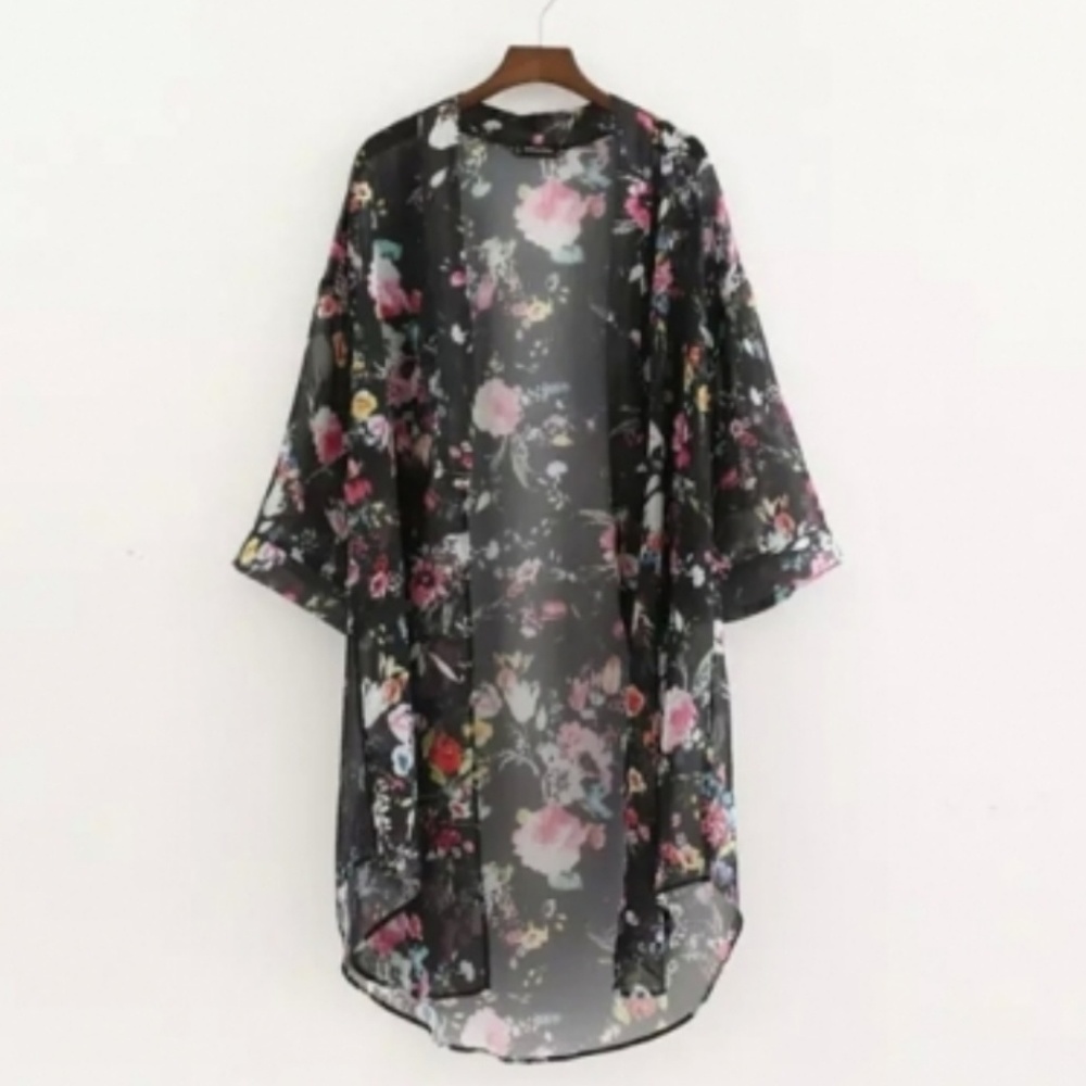 *ONE LEFT* Loose Black Floral Kimono Coverup - Picture 6 of 6