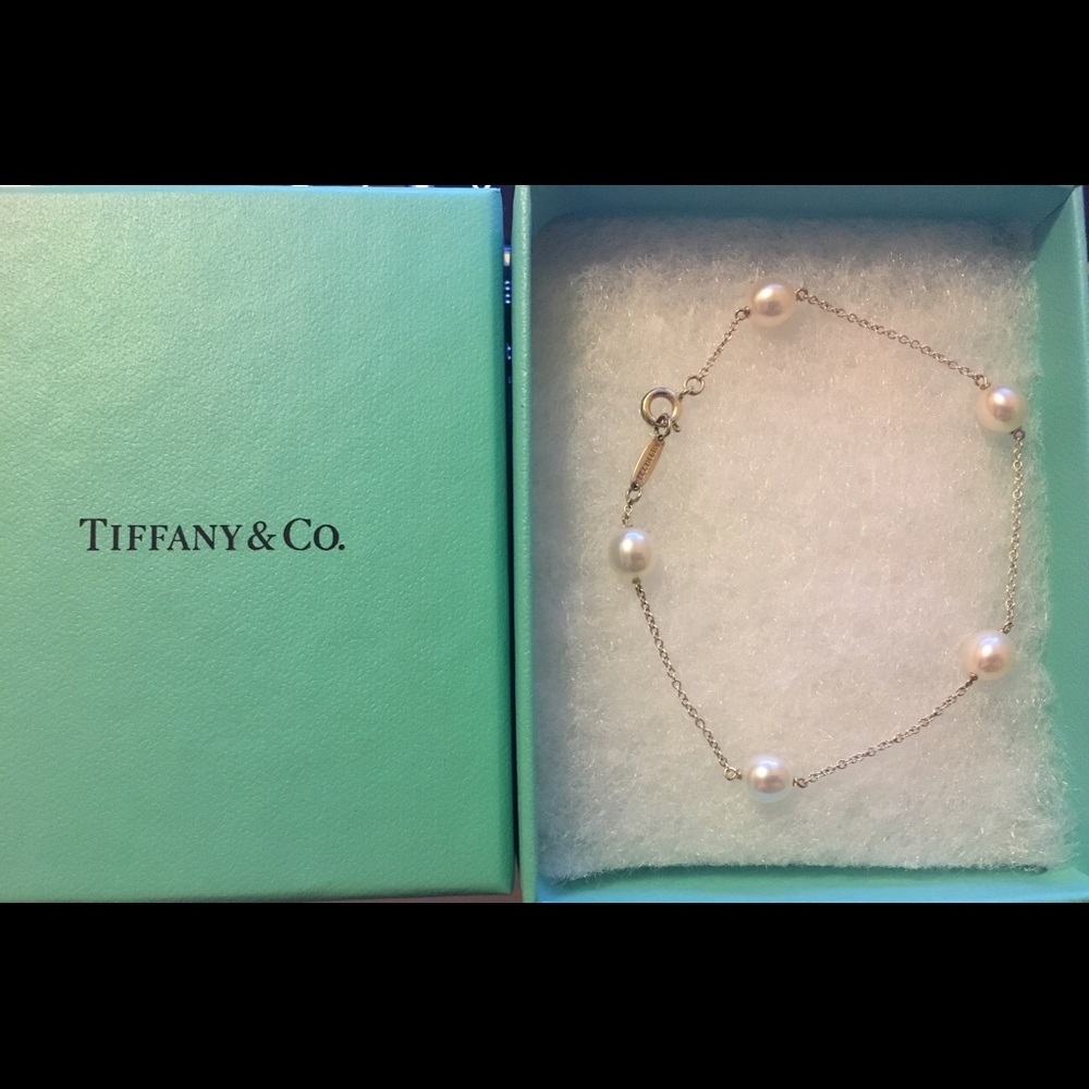 Tiffany & Co. Pearls Bracelet