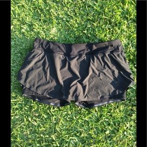 Black Lulu running skirt