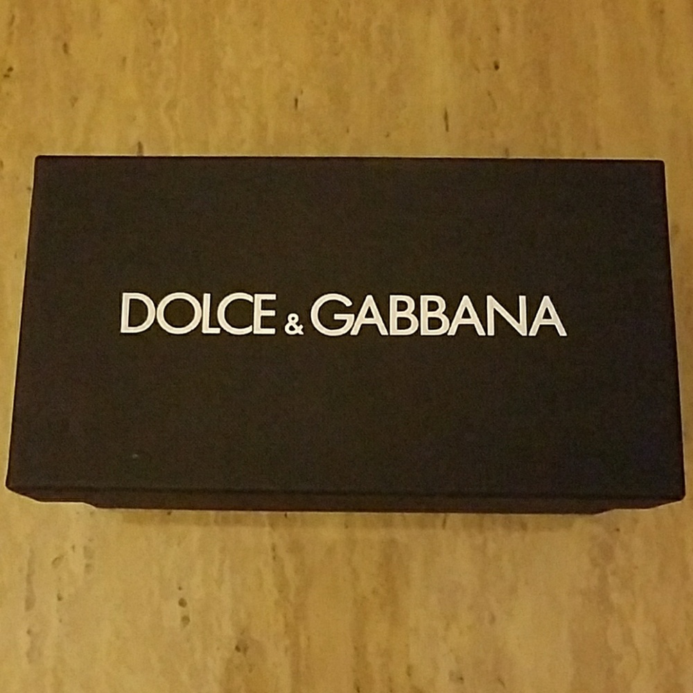 Authentic D&G box