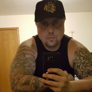 Meet your Posher, Adam