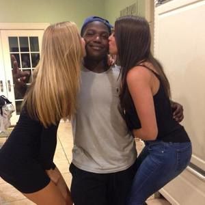 Meet your Posher, Taylor