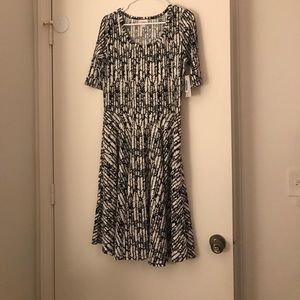 Lularoe Nicole size Large