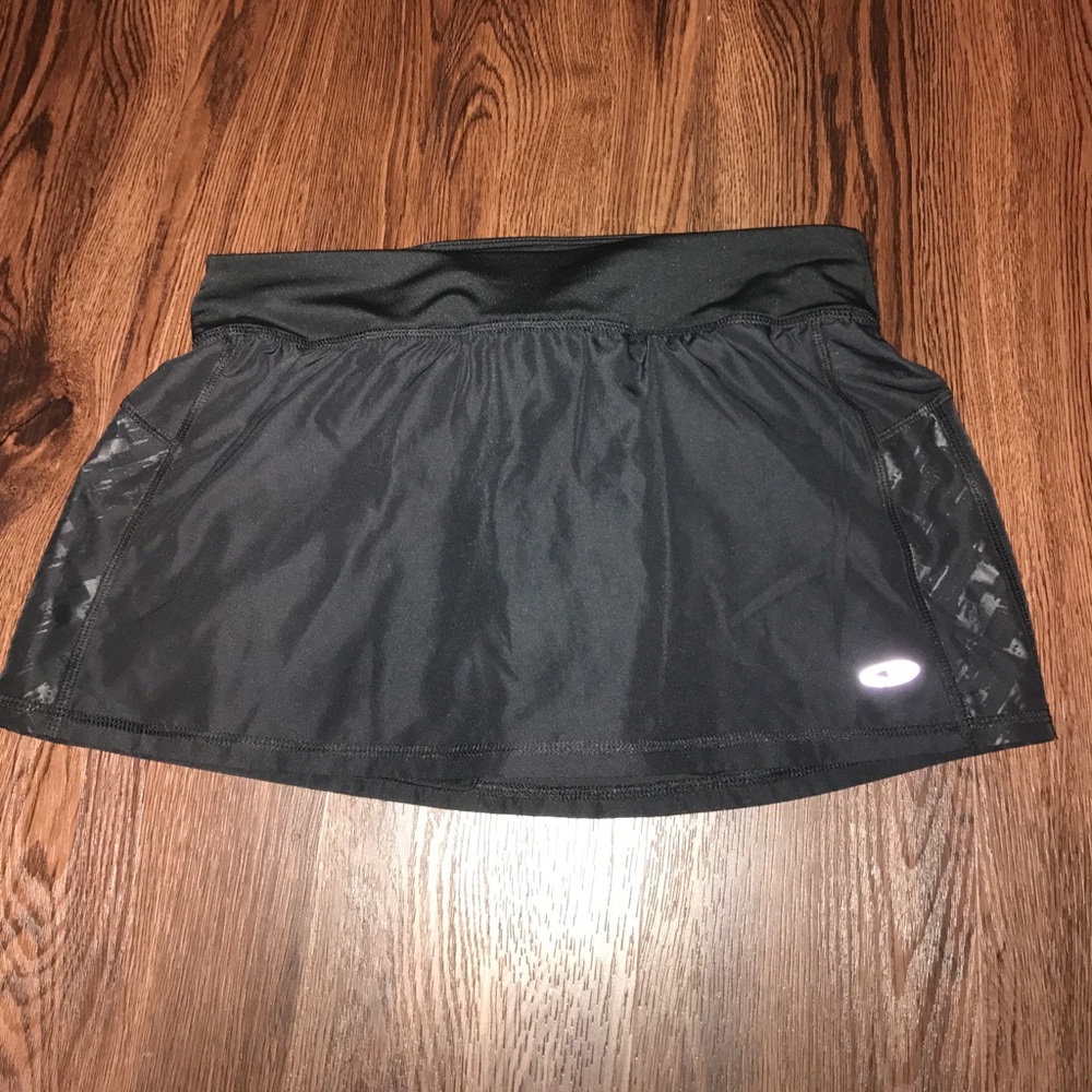 Black tennis skirt