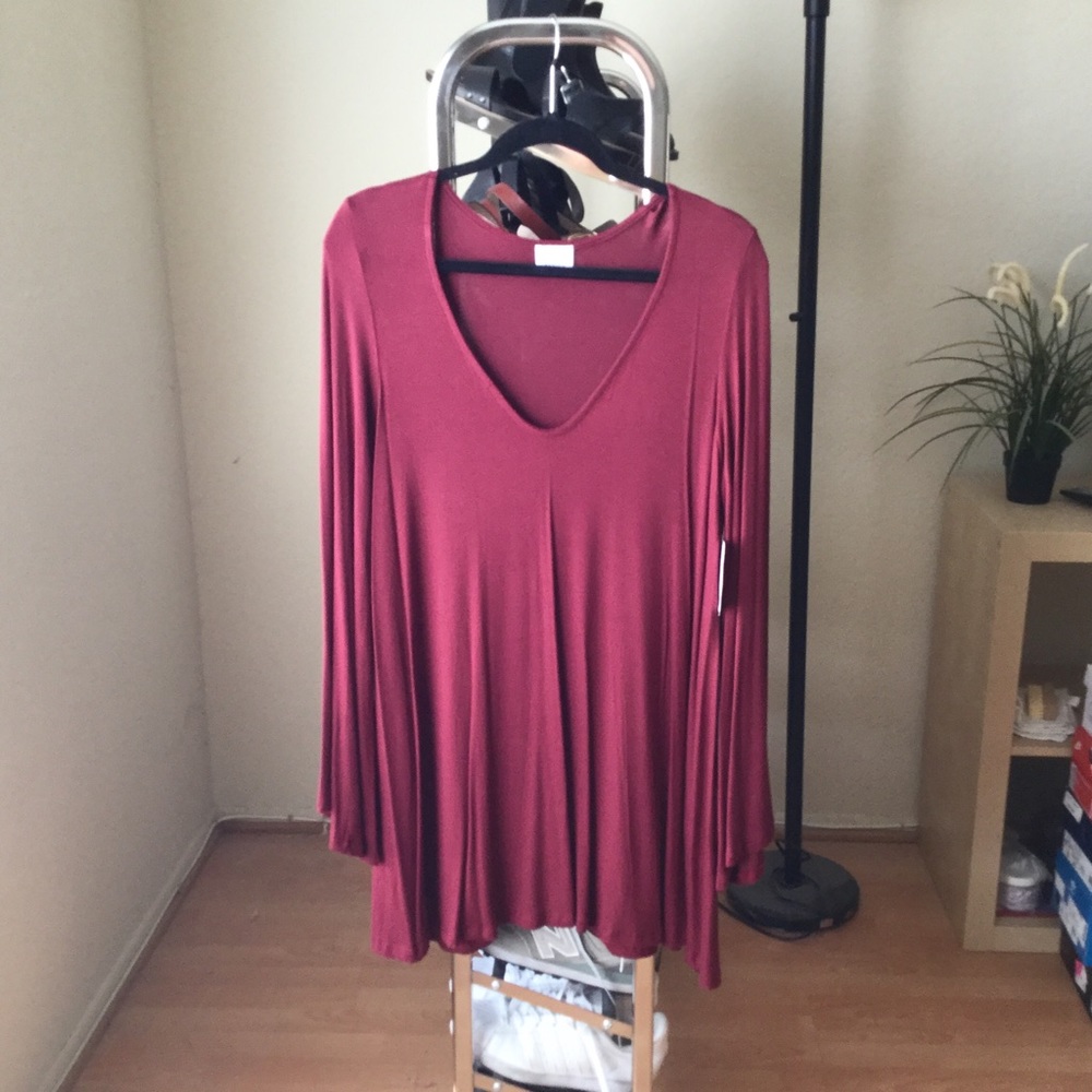 NWT Honey Punch Bell Sleeved Dress