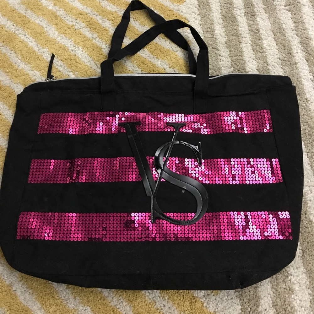 MOVING SALE! Like New Victoria Secret Tote!