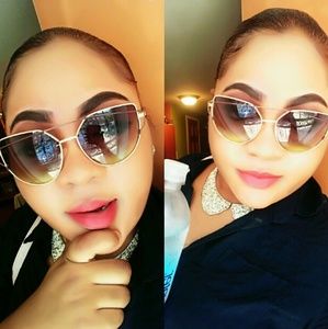 Meet your Posher, Chevemie