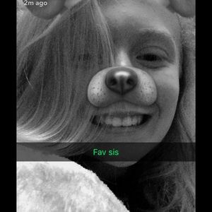 Meet your Posher, Emilee