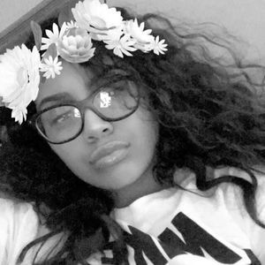 Meet your Posher, Jade