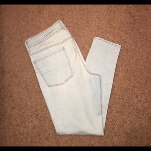 AE Light wash Super Stretch jeans