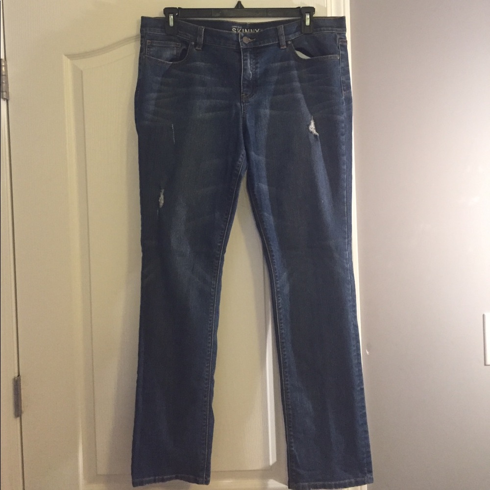 NY & Co. distressed skinny jeans - sz 14
