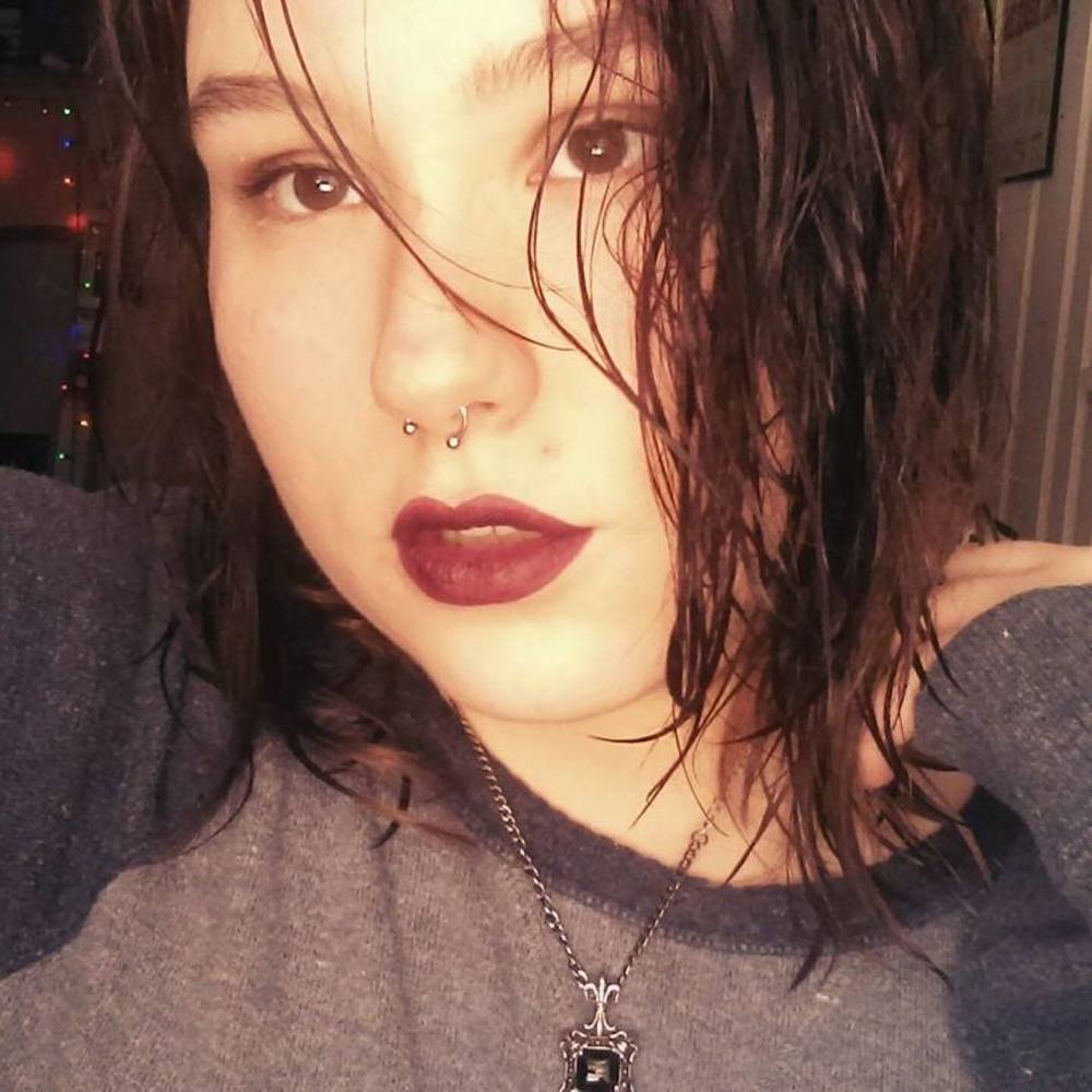 Meet your Posher, Abi