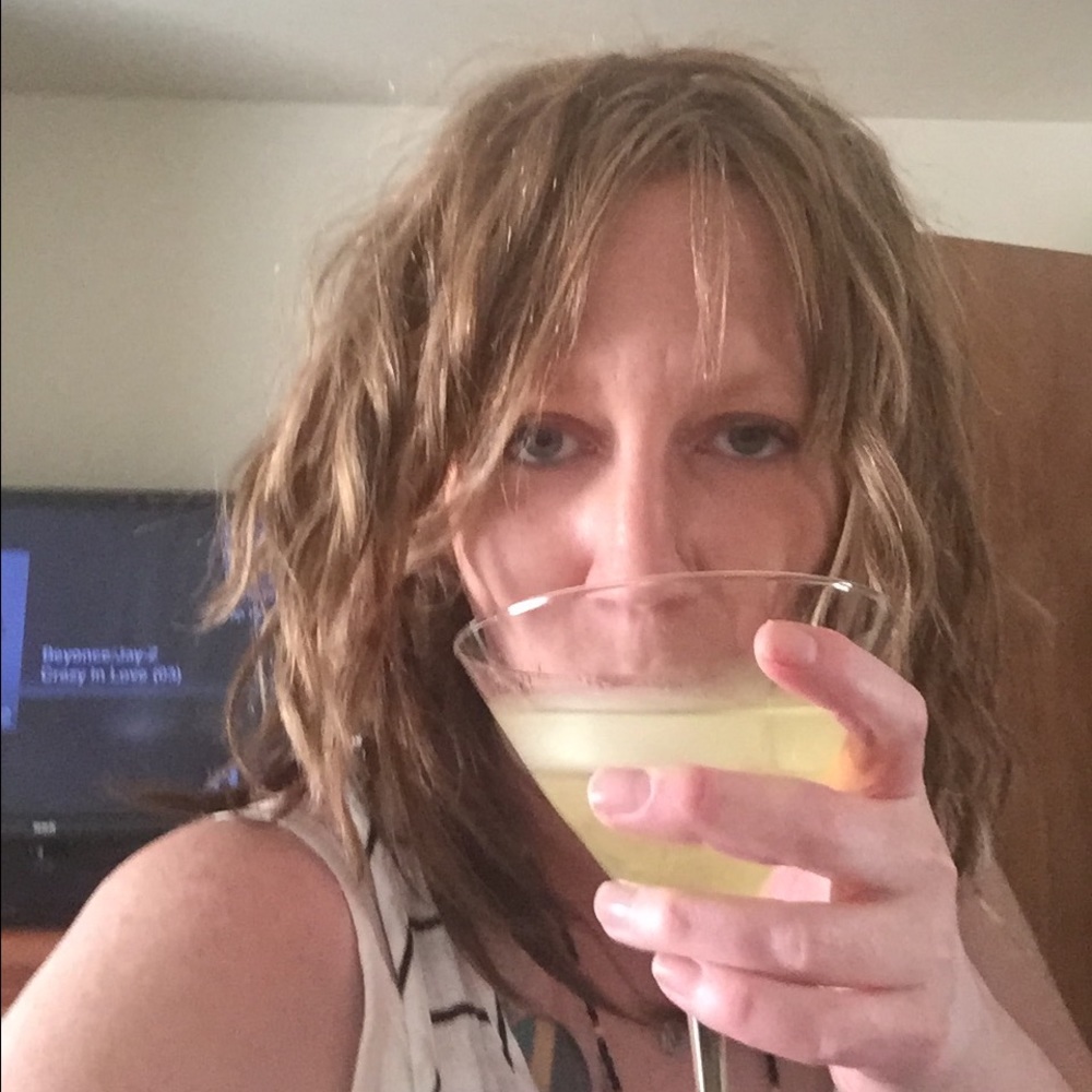 Meet your Posher, Lori