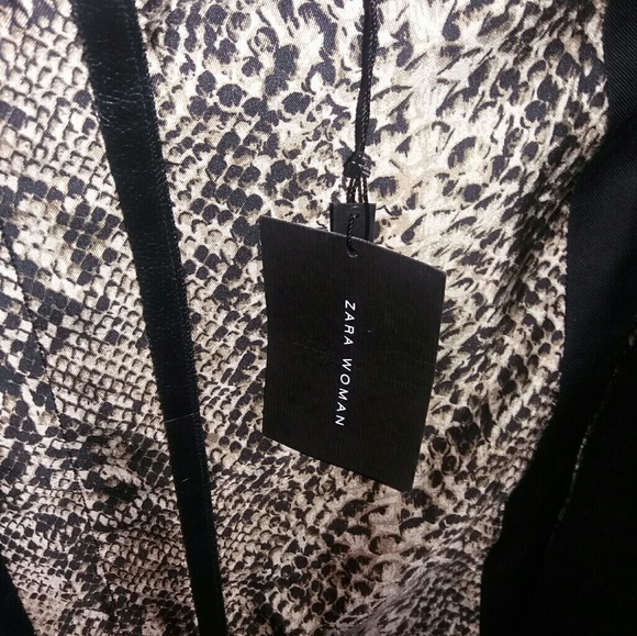 💲SALE. Zara Woman Skirt - Picture 3 of 7