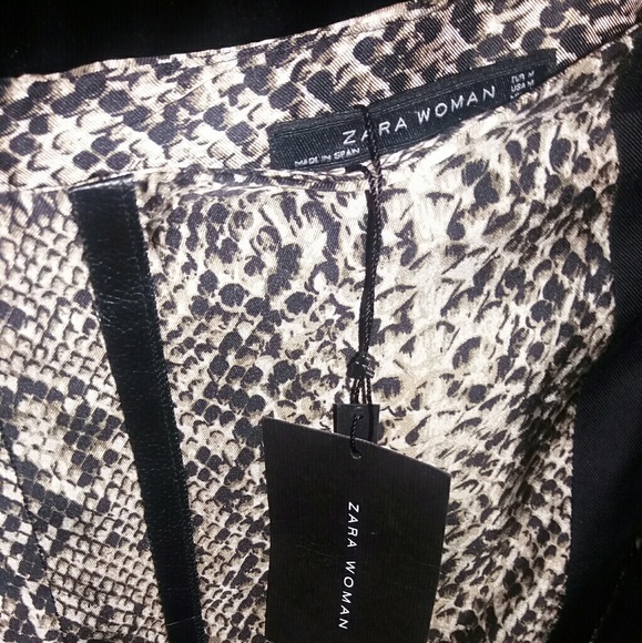 💲SALE. Zara Woman Skirt - Picture 4 of 7