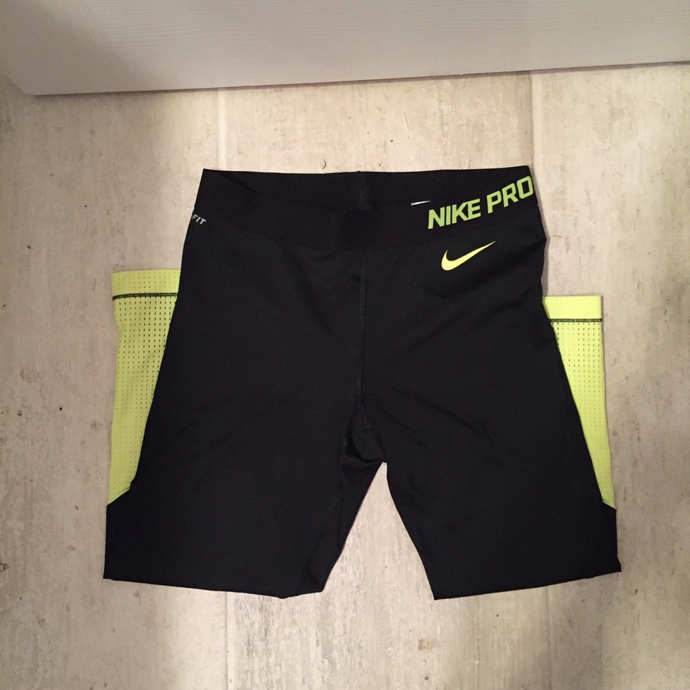 Nike Pro Dr Fit Cropped Leggings