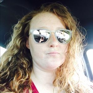 Meet your Posher, Lindsay