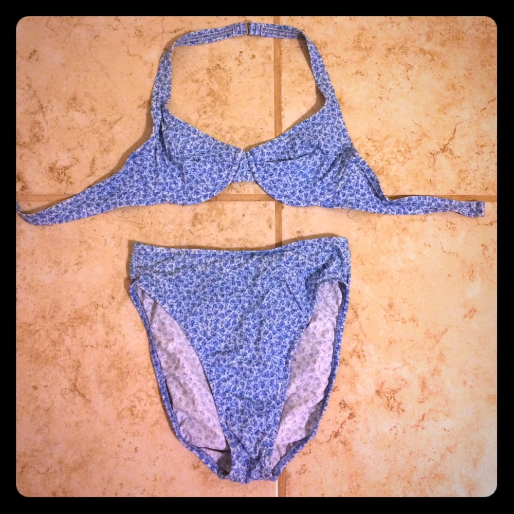 Retro high waisted swimsuit 👙