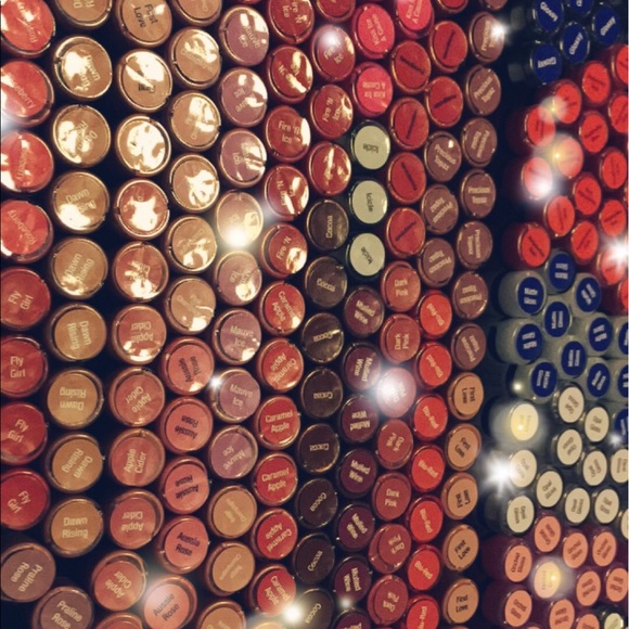 Meet your Posher, Ronelle - Picture 2 of 3