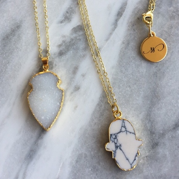 PM Editor Pick! Simple Sanctuary Hamsa Necklace - Picture 2 of 2