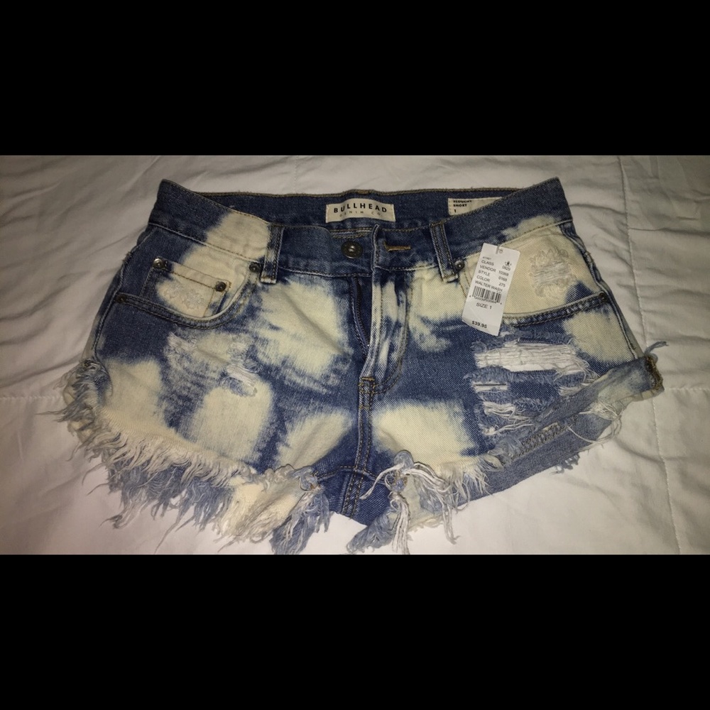 acid wash jean shorts (NWT)