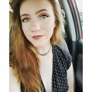 Meet your Posher, Vanessa