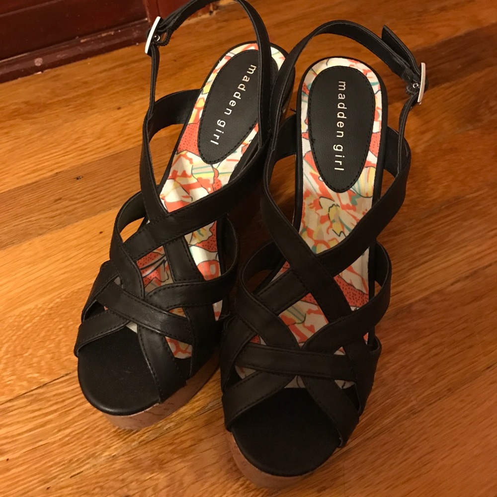 Madden girl black wedge