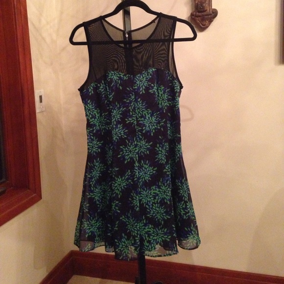 Flirty Summer Dress - Picture 1 of 2