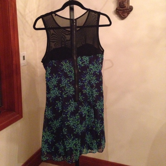 Flirty Summer Dress - Picture 2 of 2