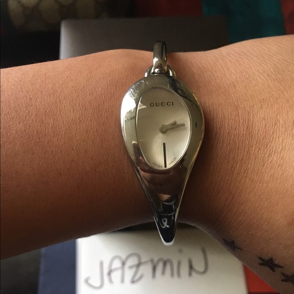 Authentic Gucci watch 103 - Picture 4 of 5