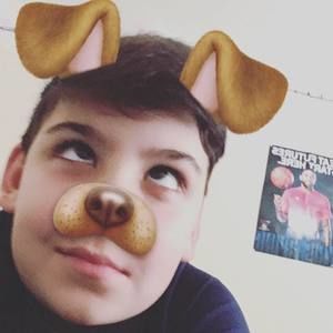 Meet your Posher, Joshua