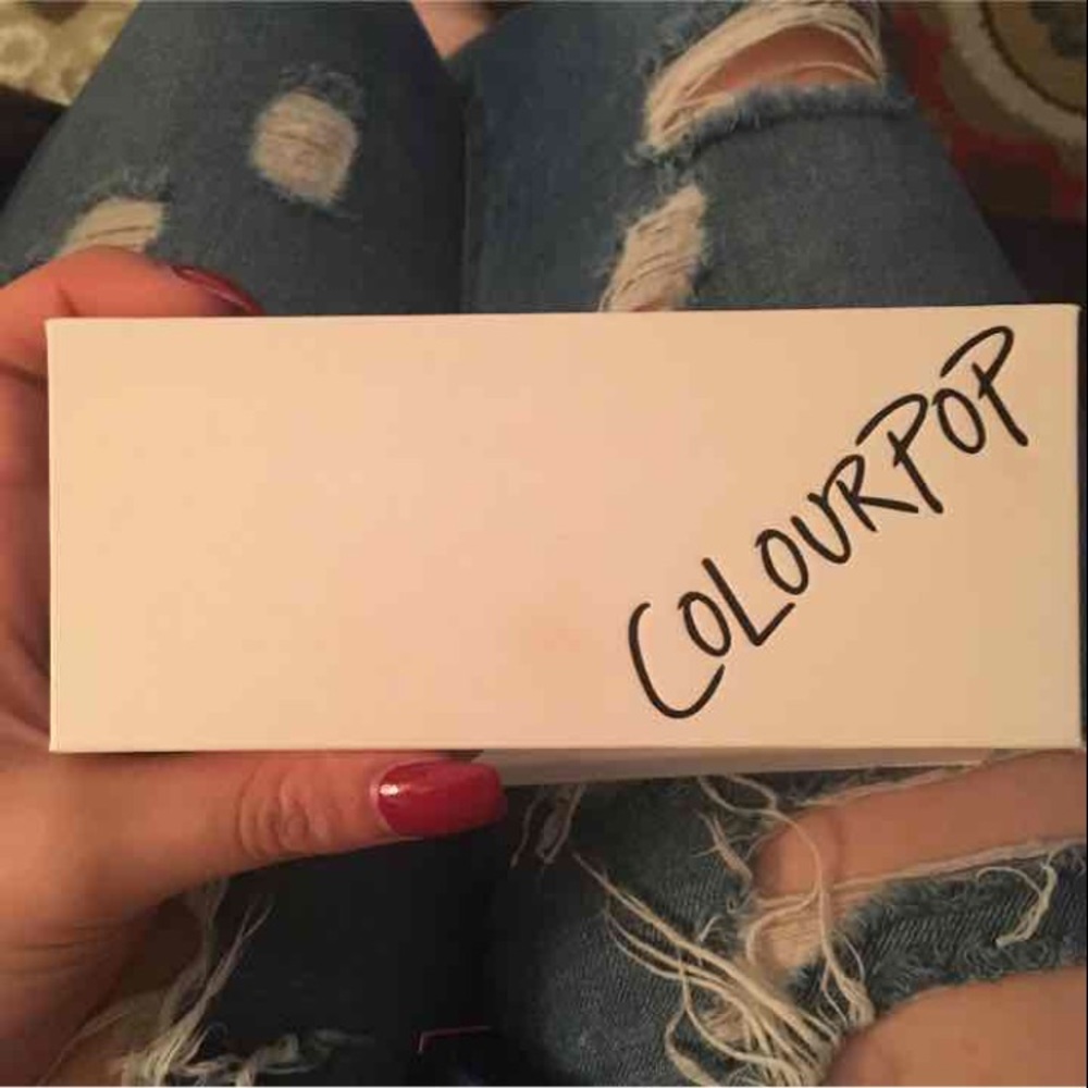 Empty 🕳 Colourpop palette(s) (2 available)