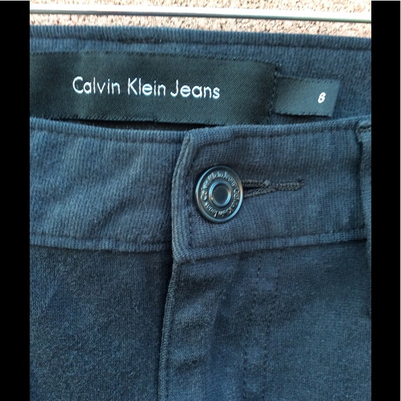 CALVIN KLEIN BLACK WOMEN JEANS - Picture 2 of 8