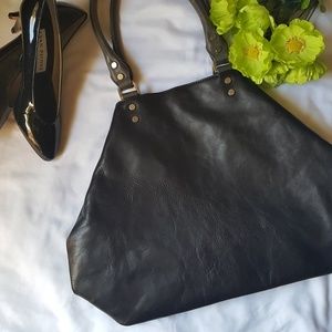 Classy Kenneth Cole Leather Tote
