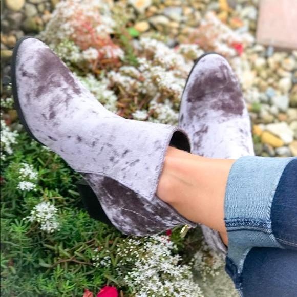 LAST PAIR! Crushed Suede Booties - Picture 2 of 8
