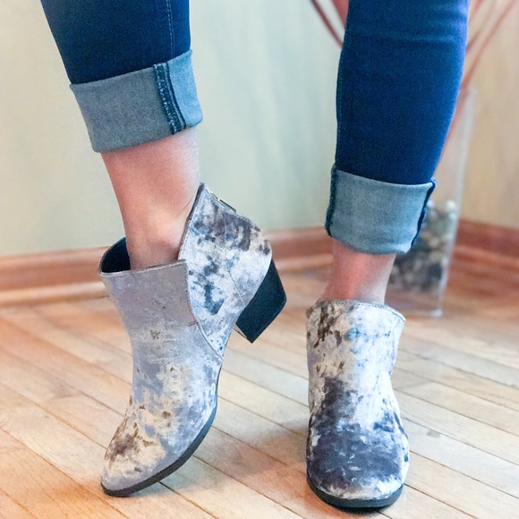 LAST PAIR! Crushed Suede Booties - Picture 7 of 8