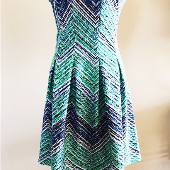 Spense dress - Picture 3 of 4