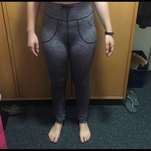Lululemon Size 4 Fold-Down Leggings
